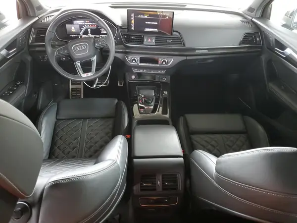 WA1B4AFY8P2083332 2023 AUDI SQ5 - Image 8
