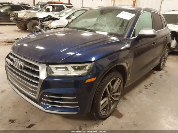 WA1B4AFY9K2027425 2019 AUDI SQ5 - Image 2