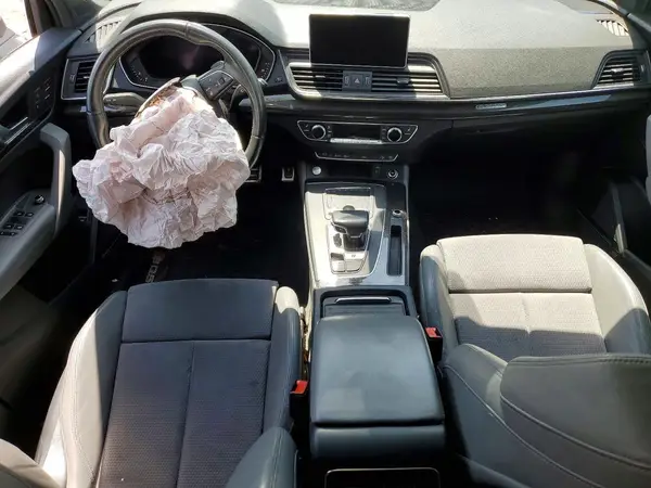 WA1B4AFY9K2029403 2019 AUDI SQ5 - Image 8