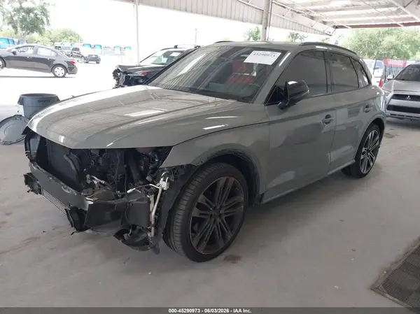 WA1B4AFY9K2139951 2019 AUDI SQ5 - Image 2