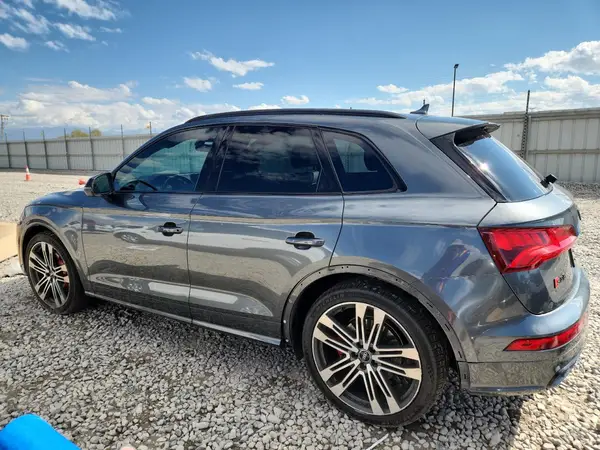 WA1B4AFY9L2004471 2020 AUDI SQ5 - Image 2