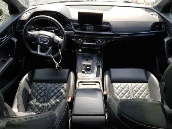 WA1B4AFY9L2123590 2020 AUDI SQ5 - Image 8