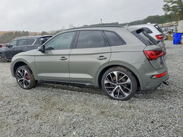 WA1B4AFY9P2185657 2023 AUDI SQ5 - Image 2