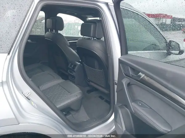 WA1B4AFY9P2195394 2023 AUDI SQ5 - Image 8