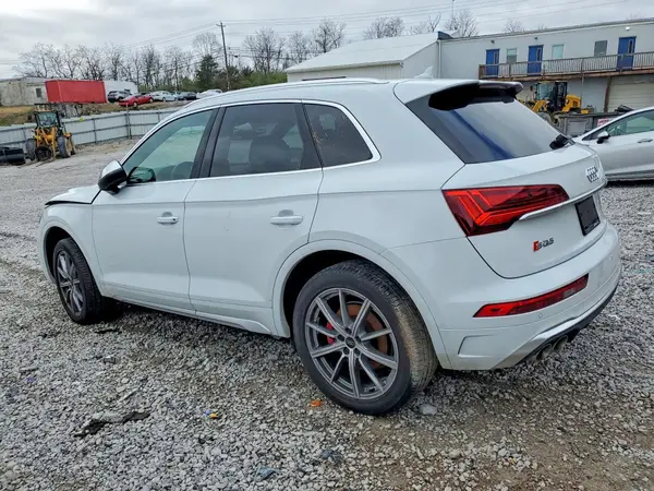 WA1B4AFY9S2028378 2025 AUDI SQ5 - Image 2