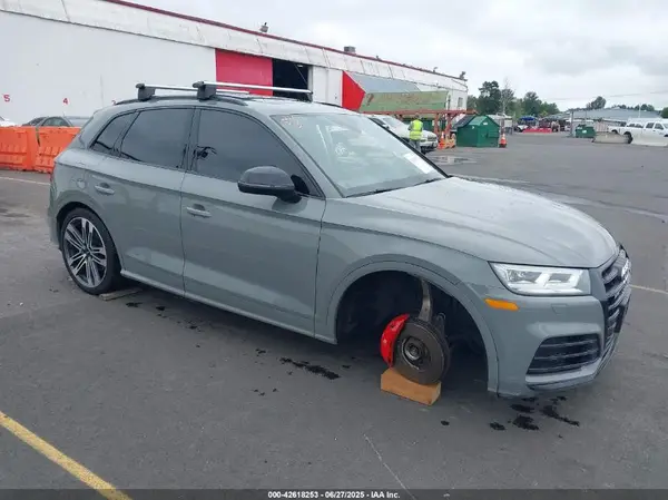 WA1B4AFYXK2041298 2019 AUDI SQ5 - Image 1