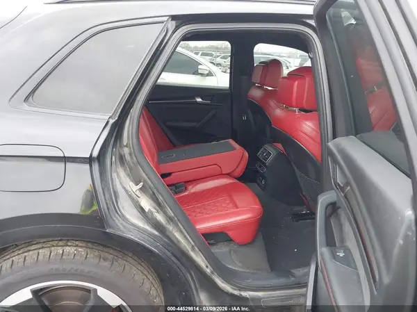 WA1B4AFYXK2086144 2019 AUDI SQ5 - Image 8