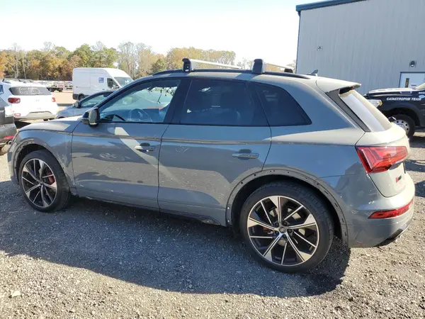 WA1B4AFYXM2110428 2021 AUDI SQ5 - Image 2