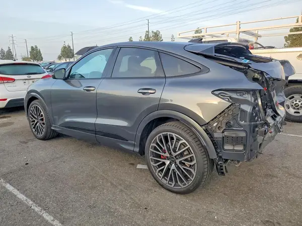 WA1B5AGU0S2091829 2025 AUDI SQ5 - Image 2