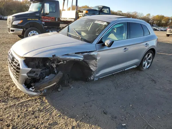 WA1BAAFY0M2006734 2021 AUDI Q5 - Image 1