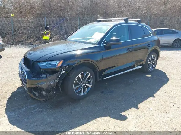 WA1BAAFY0M2018978 2021 AUDI Q5 - Image 2