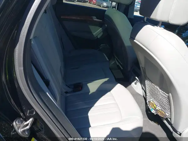 WA1BAAFY0M2018978 2021 AUDI Q5 - Image 8