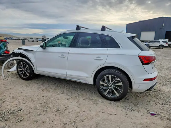 WA1BAAFY0M2019404 2021 AUDI Q5 - Image 2