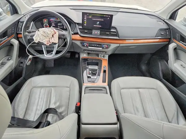 WA1BAAFY0M2019404 2021 AUDI Q5 - Image 8