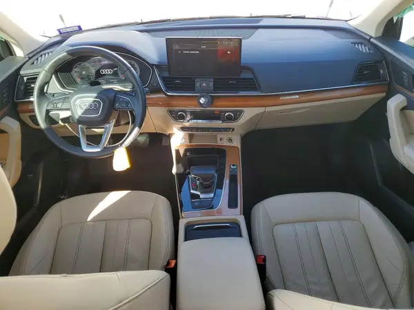 WA1BAAFY0M2028670 2021 AUDI Q5 - Image 8