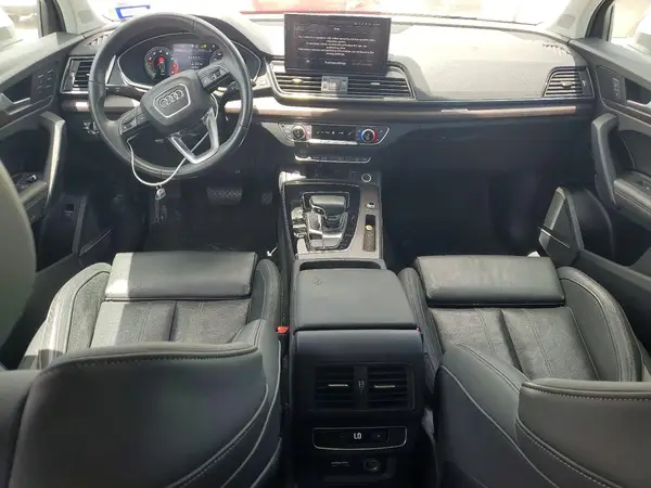WA1BAAFY0M2029141 2021 AUDI Q5 - Image 8