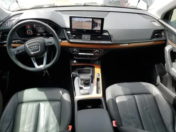 WA1BAAFY0M2053147 2021 AUDI Q5 - Image 8