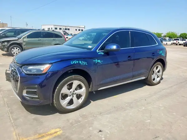 WA1BAAFY0M2055853 2021 AUDI Q5 - Image 1