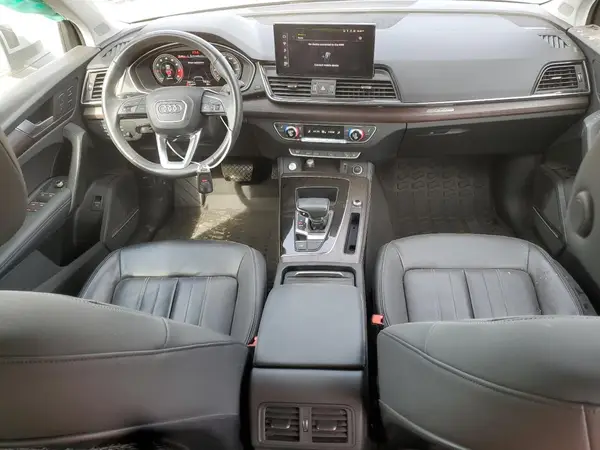 WA1BAAFY0M2082776 2021 AUDI Q5 - Image 8