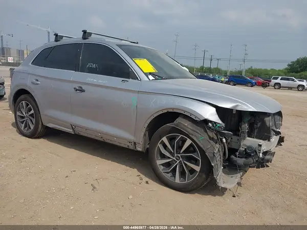 WA1BAAFY0M2093518 2021 AUDI Q5 - Image 1