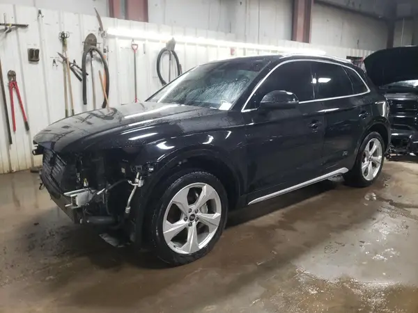 WA1BAAFY0M2110494 2021 AUDI Q5 - Image 1