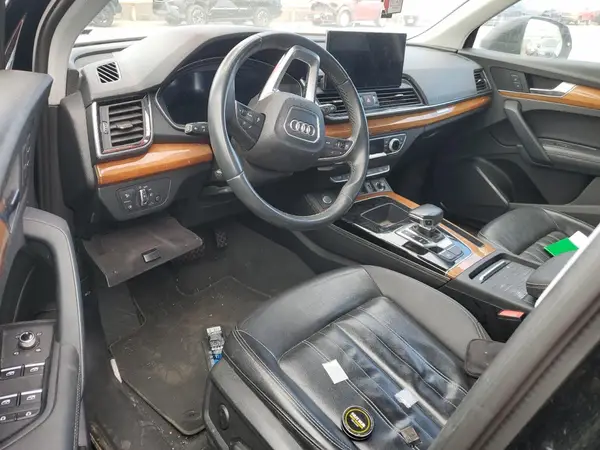WA1BAAFY0M2118157 2021 AUDI Q5 - Image 8