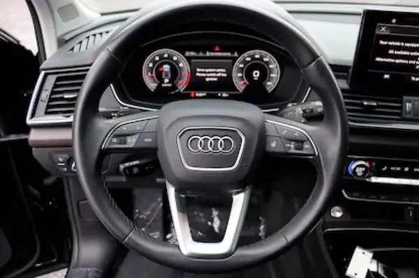 WA1BAAFY0M2131166 2021 AUDI Q5 - Image 8