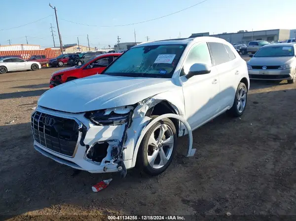 WA1BAAFY1M2012431 2021 AUDI Q5 - Image 2