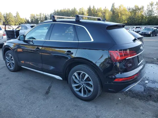 WA1BAAFY1M2016169 2021 AUDI Q5 - Image 2