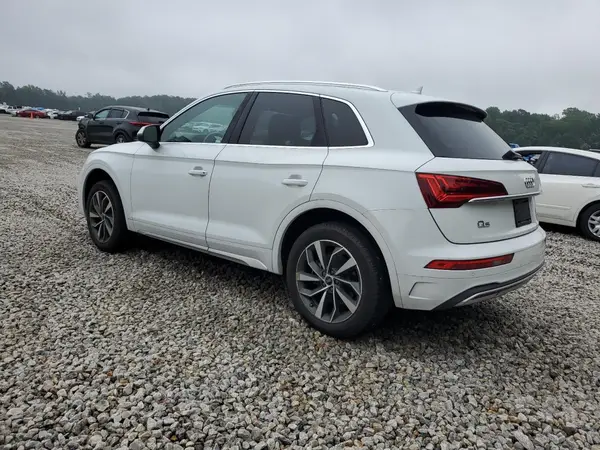 WA1BAAFY1M2017872 2021 AUDI Q5 - Image 2