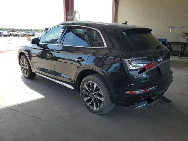 WA1BAAFY1M2022814 2021 AUDI Q5 - Image 2