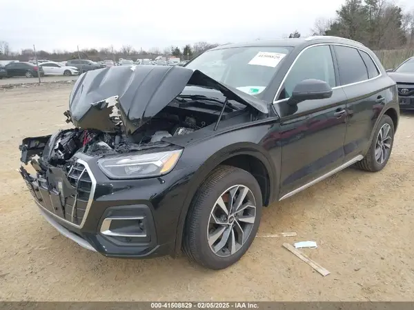 WA1BAAFY1M2026104 2021 AUDI Q5 - Image 2