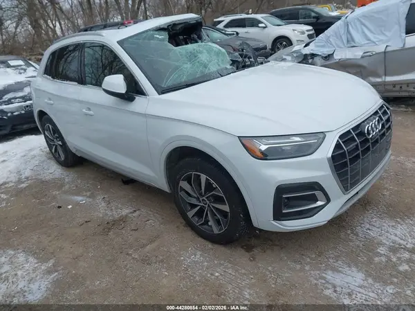 WA1BAAFY1M2059443 2021 AUDI Q5 - Image 1