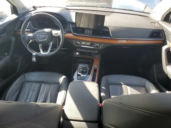 WA1BAAFY1M2087145 2021 AUDI Q5 - Image 8