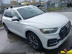 WA1BAAFY2M2005035 2021 AUDI Q5