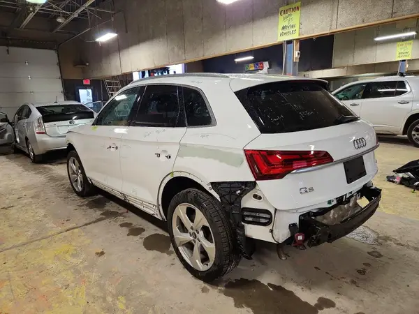 WA1BAAFY2M2007643 2021 AUDI Q5 - Image 2