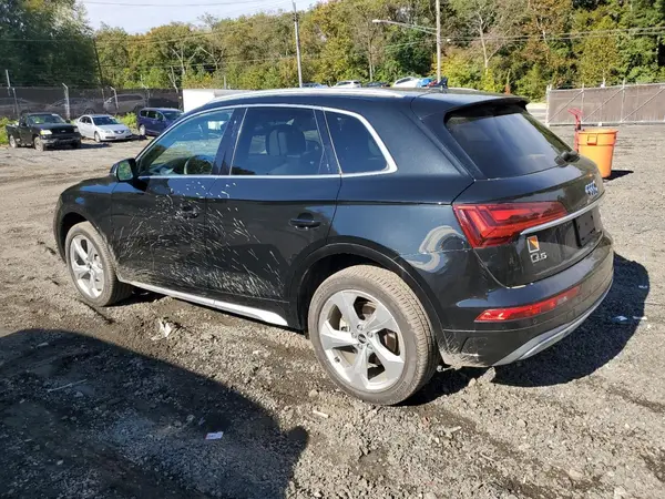 WA1BAAFY2M2010283 2021 AUDI Q5 - Image 2