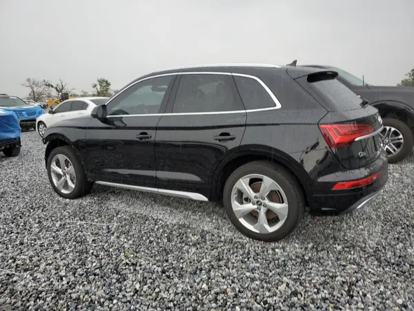 WA1BAAFY2M2011742 2021 AUDI Q5 - Image 2