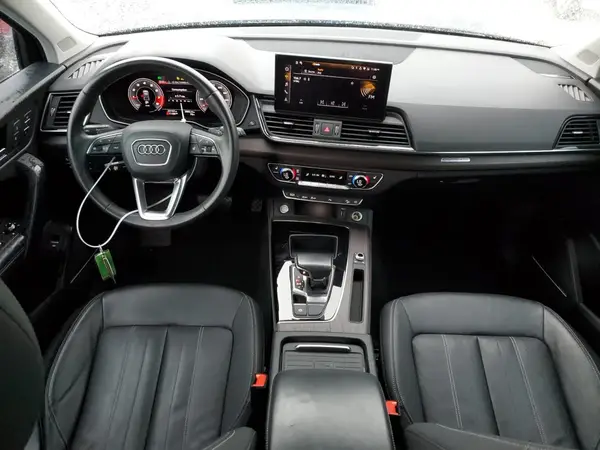 WA1BAAFY2M2011742 2021 AUDI Q5 - Image 8