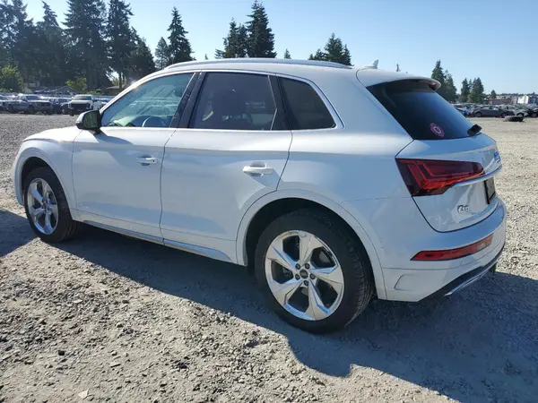 WA1BAAFY2M2016665 2021 AUDI Q5 - Image 2