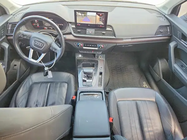 WA1BAAFY2M2030985 2021 AUDI Q5 - Image 8