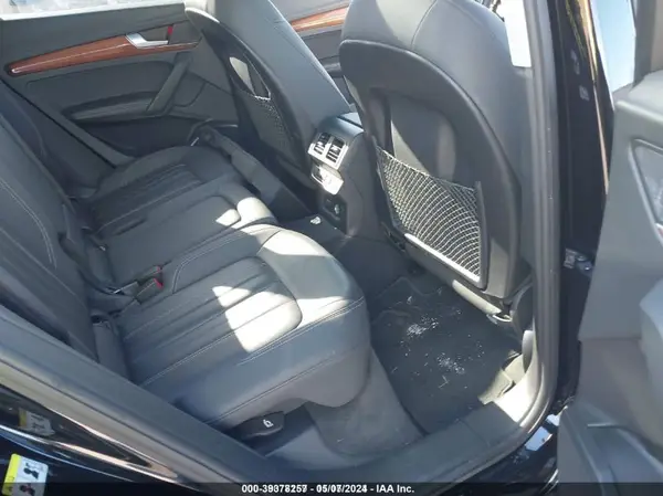 WA1BAAFY2M2050637 2021 AUDI Q5 - Image 8