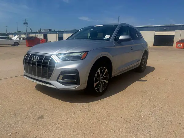 WA1BAAFY2M2050718 2021 AUDI Q5 - Image 2