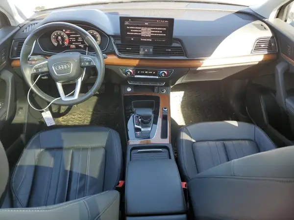 WA1BAAFY2M2054249 2021 AUDI Q5 - Image 8