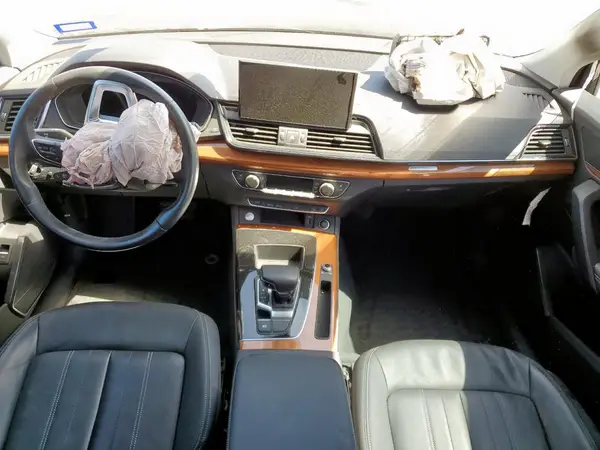 WA1BAAFY2M2087218 2021 AUDI Q5 - Image 8