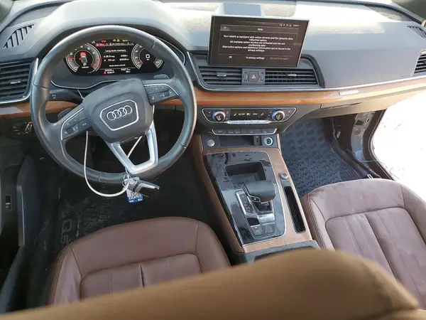 WA1BAAFY2M2098025 2021 AUDI Q5 - Image 8