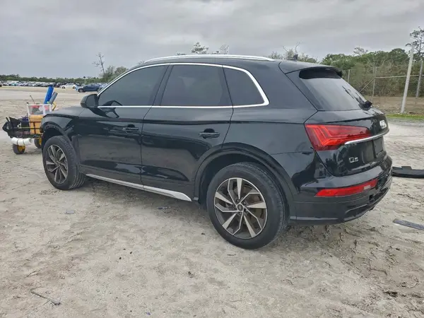 WA1BAAFY2M2117706 2021 AUDI Q5 - Image 2