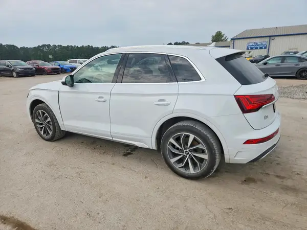 WA1BAAFY2M2123716 2021 AUDI Q5 - Image 2