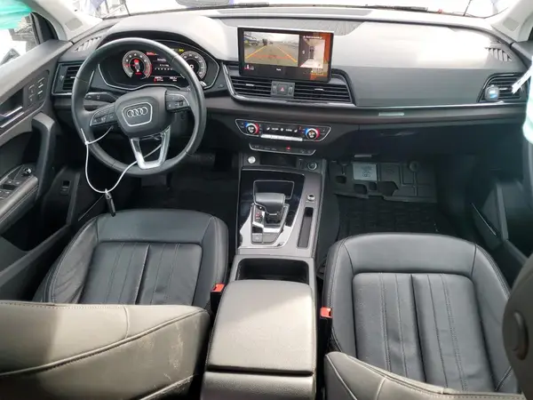 WA1BAAFY2M2127930 2021 AUDI Q5 - Image 8