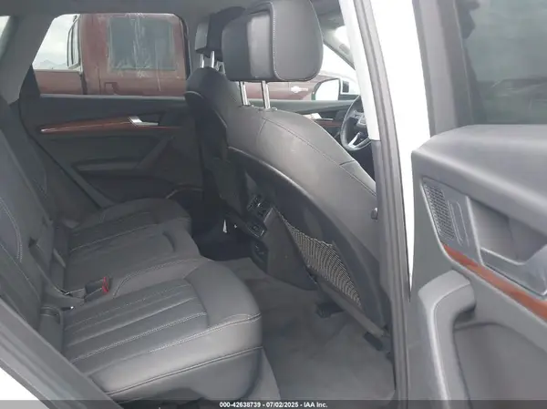 WA1BAAFY2M2139902 2021 AUDI Q5 - Image 8